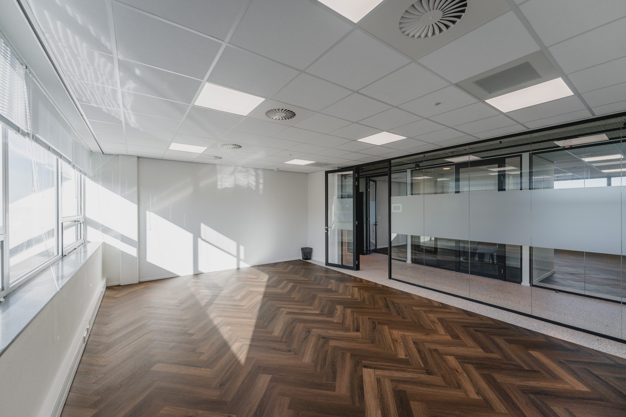 Bos en Lommerplein 10