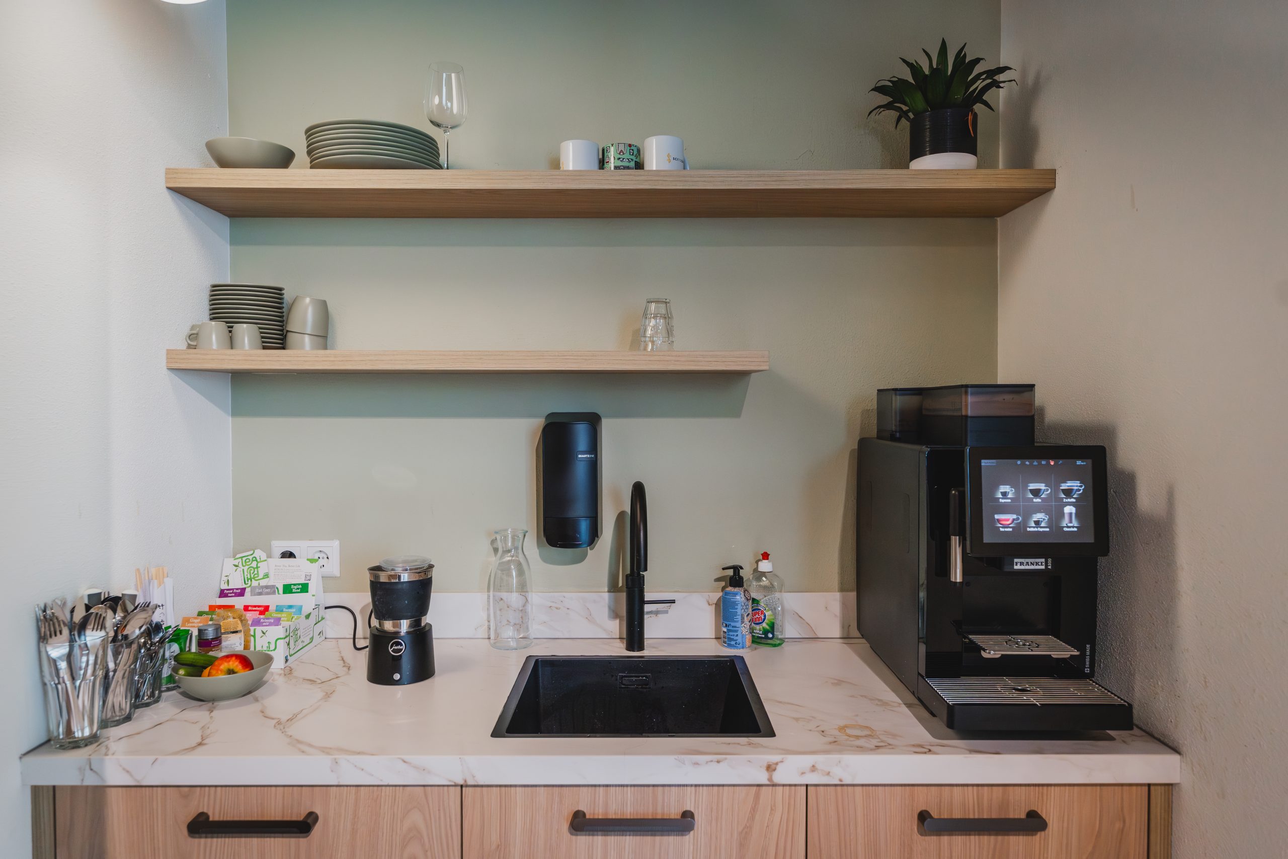 Bos en Lommerplein 18