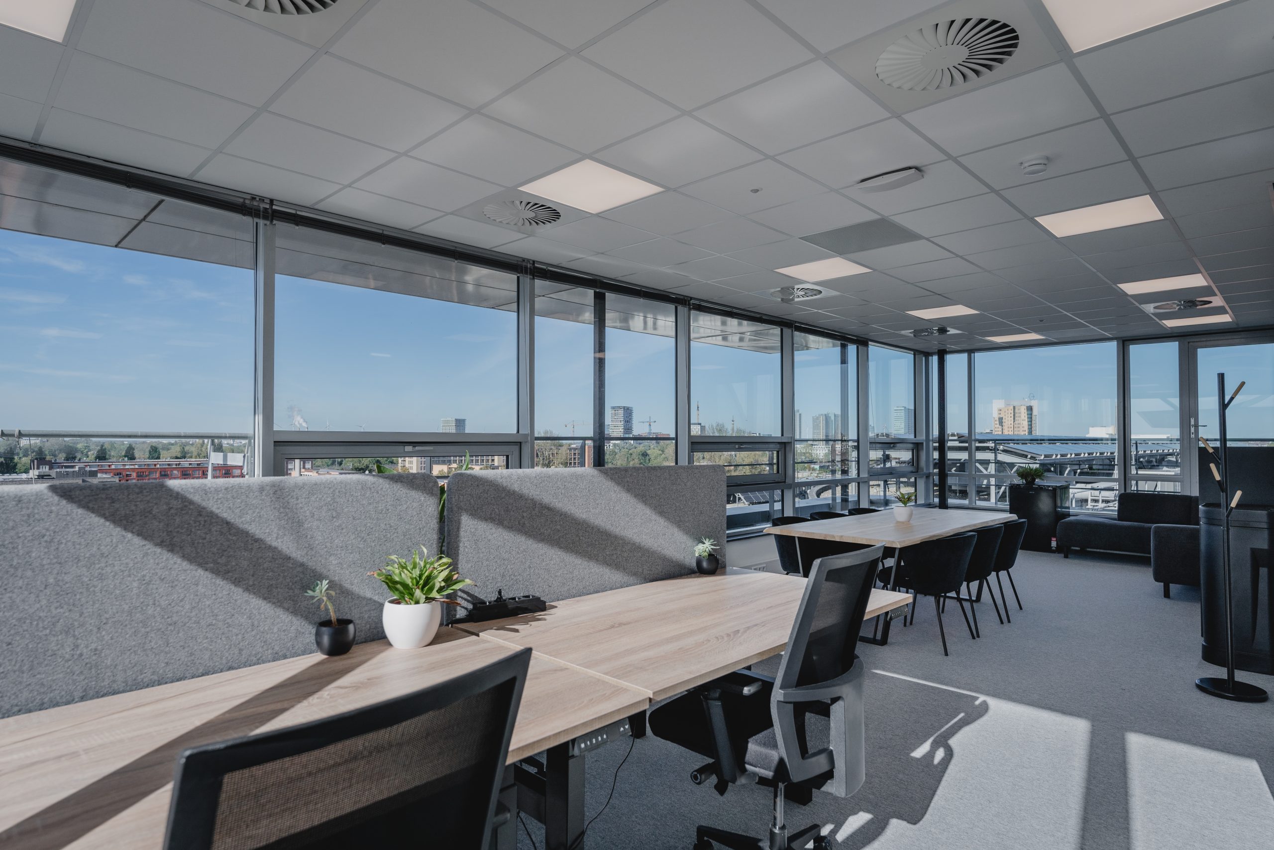 Bos en Lommerplein 25